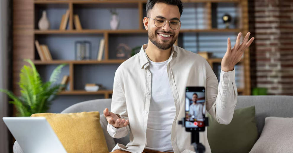 Video chat preview for premium users